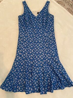 Nine West Blue Printed V-Neck Midi Dress